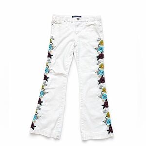 Ashley Mason Bootcut Denim Embroidered Floral Jeans.
